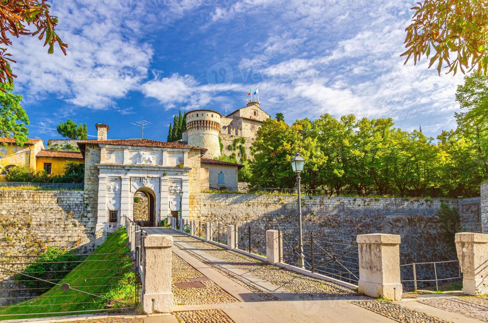 Capitolium Ad Bed and Breakfast Brescia Exteriör bild